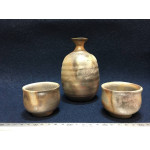 Винтажный набор посуды для саке Bizen ??? (мастерская Konishi (???? ?)) (1 кувшин, 2 чашки. Япония 1950-1980гг.), арт. HB7909-02